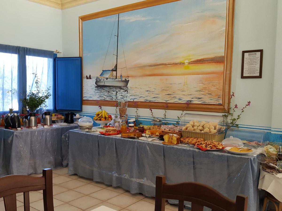 Hotel Baia Cea Bari Sardo Bagian luar foto