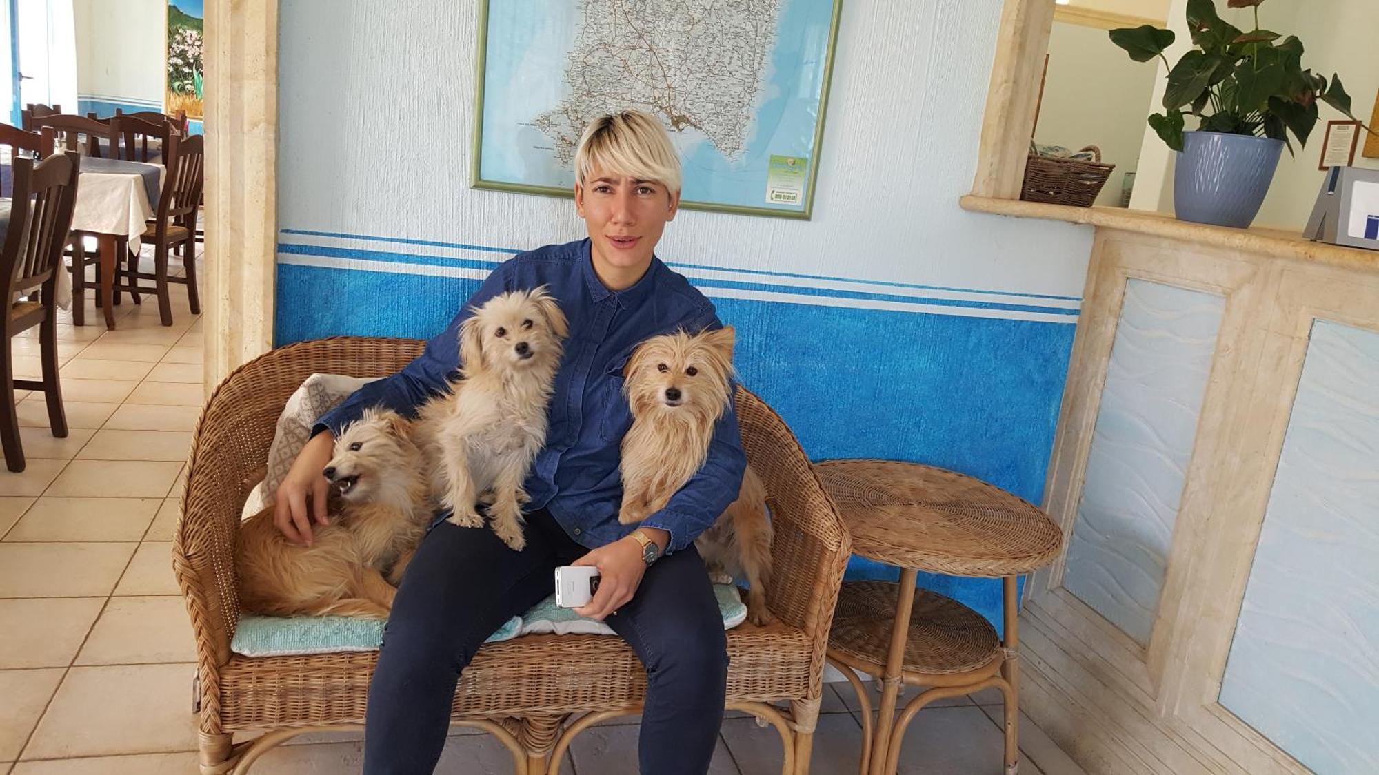 Hotel Baia Cea Bari Sardo Bagian luar foto